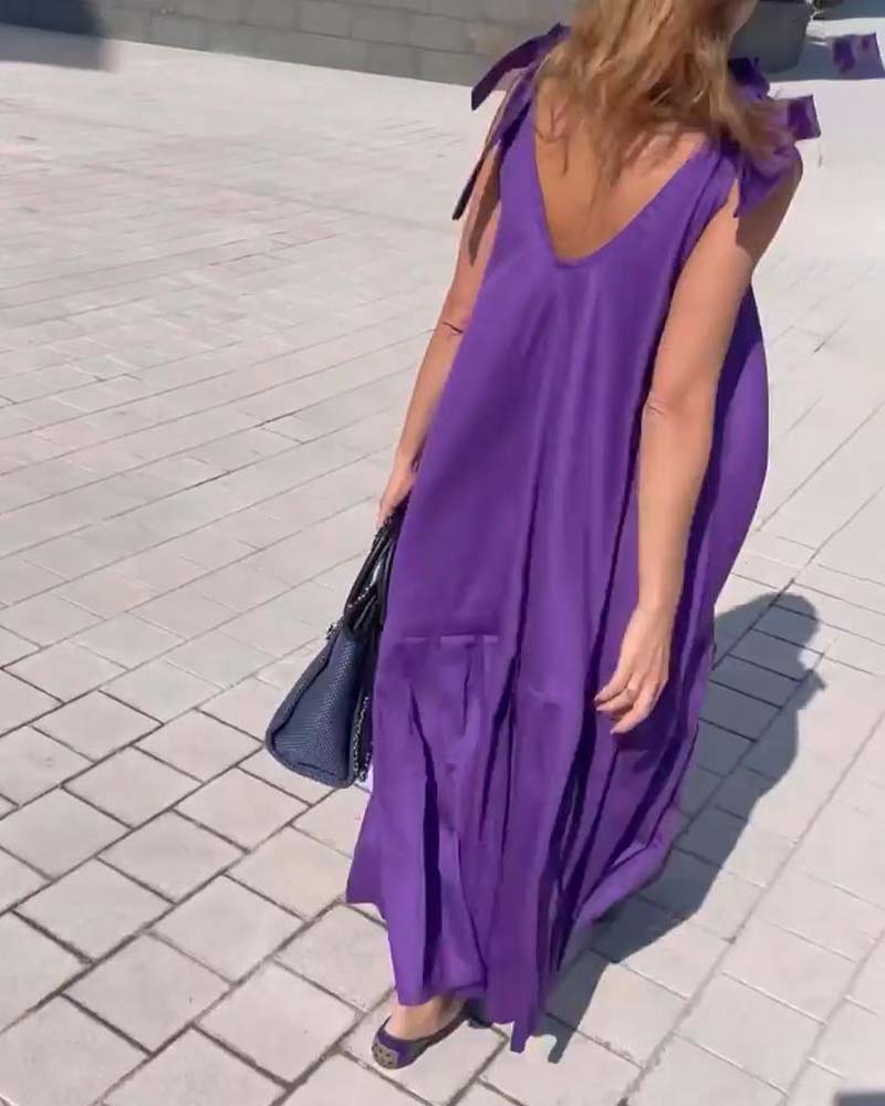 Ensfarget fritidskjole med stropper