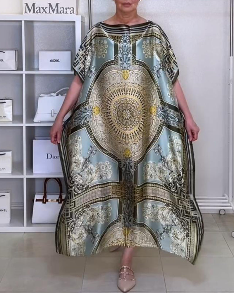 Boho-trykt løs kjole med slits