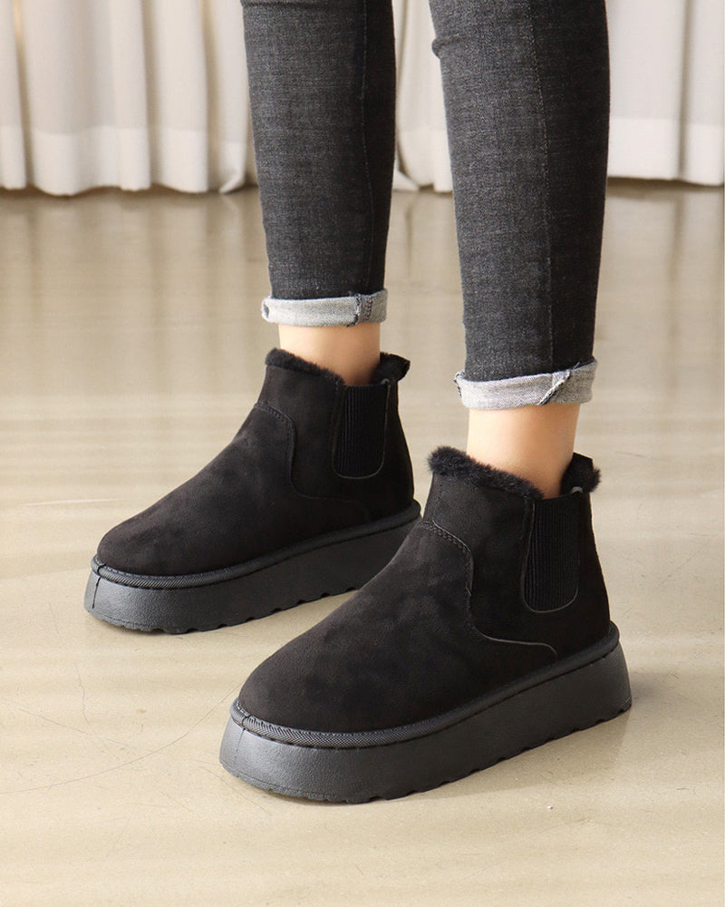 Ensfargede snøstøvler med tykk såler