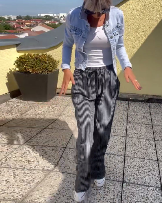 Løse, uformelle stripete rette bukser