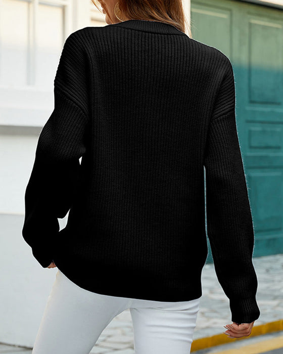 En solid genser med rund hals