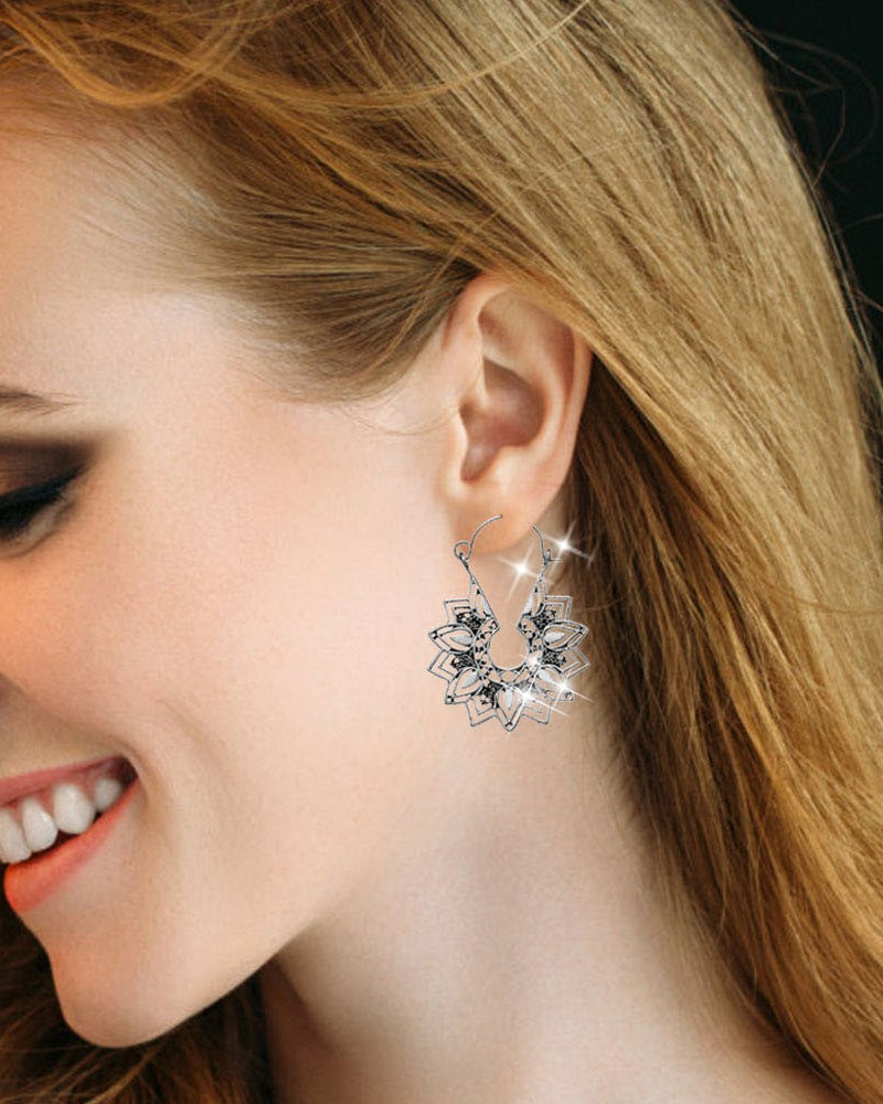 Overdrevne hule vintage øredobber