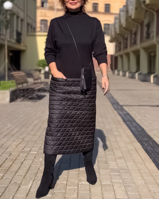 Fasjonabel Halv Turtleneck Kjole Med Lange Ermer