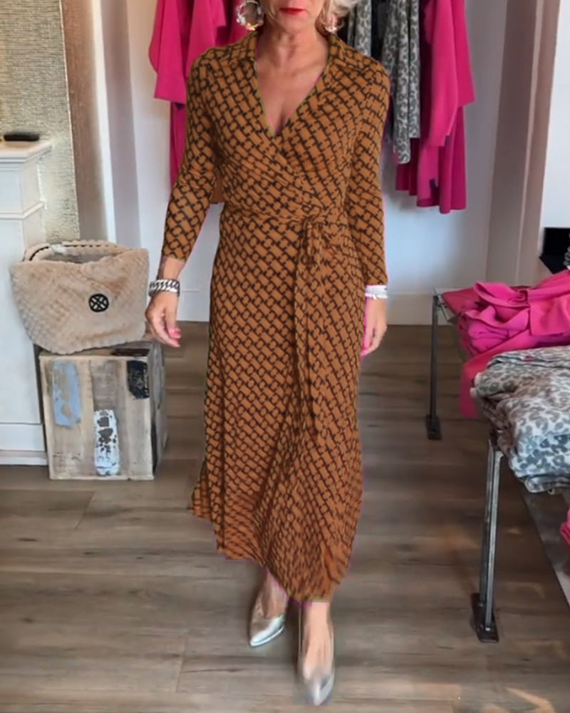 Elegant maxikjole med V-hals