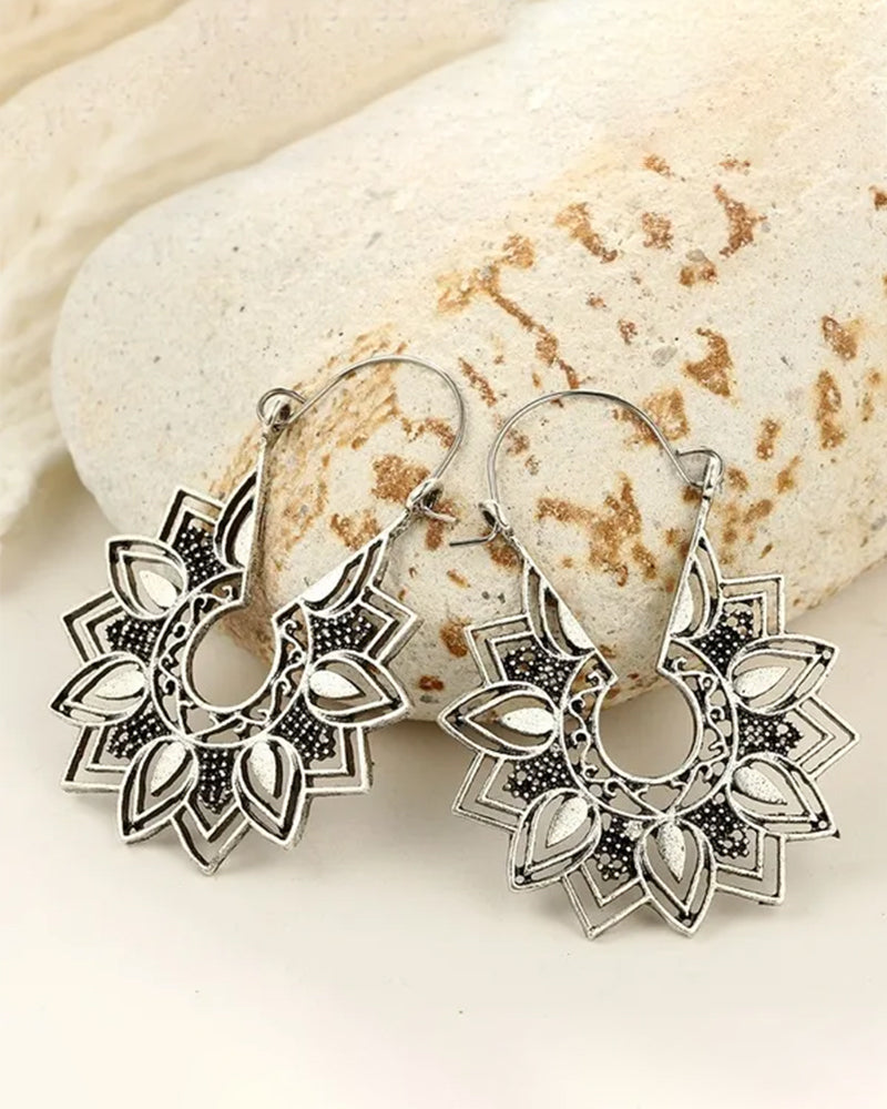 Overdrevne hule vintage øredobber