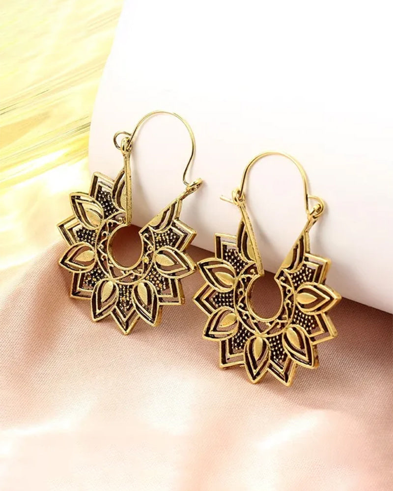 Overdrevne hule vintage øredobber