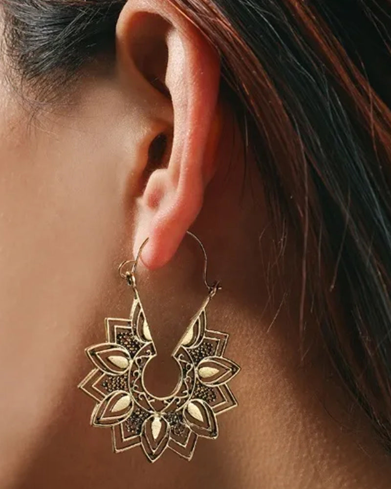 Overdrevne hule vintage øredobber