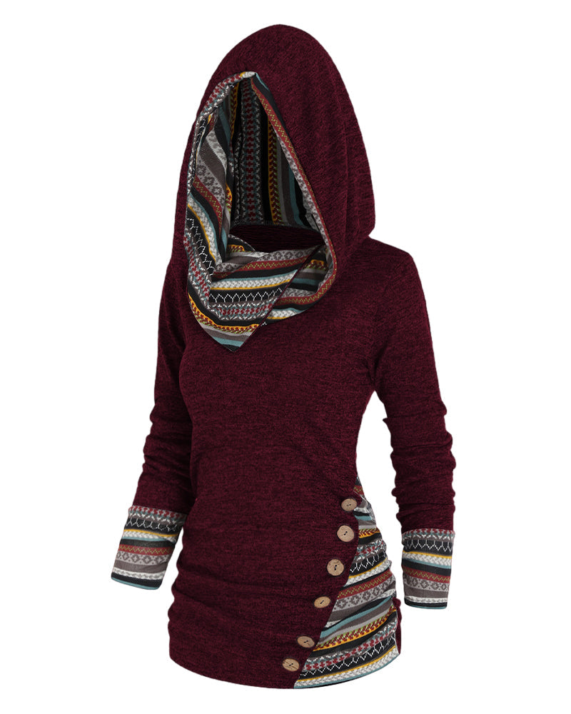 Uformell hettegenser i kontrastfarge