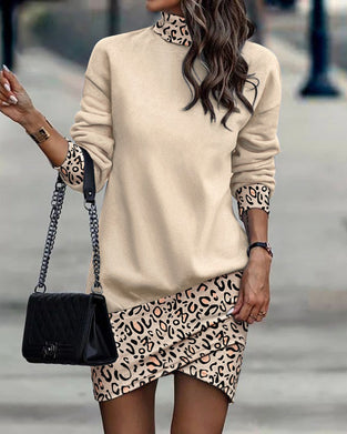 Langermet kjole med turtleneck print
