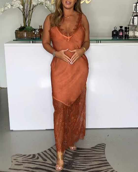 Ensfarget seleselekjole med blonder