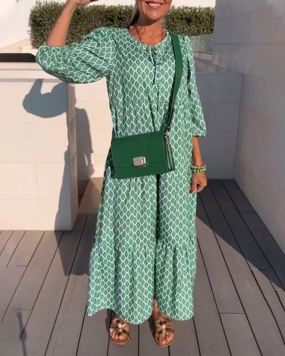 Rund hals mote print kjole