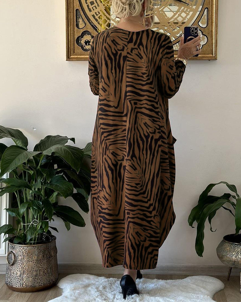 Mote løs shiftkjole med trykk og lomme