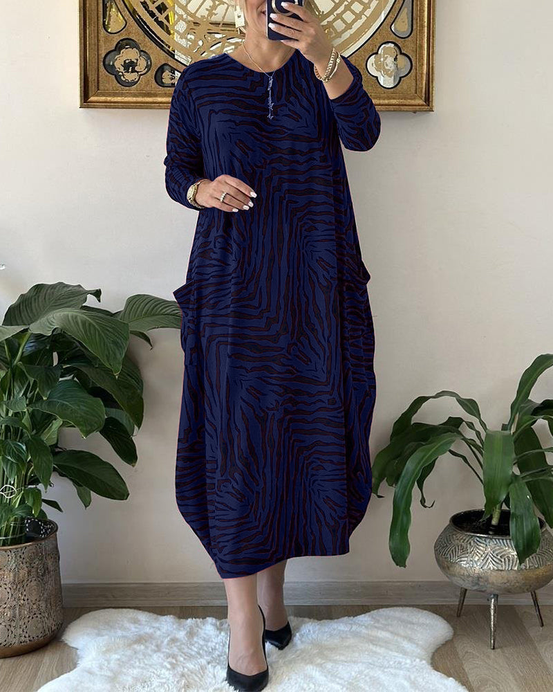 Mote løs shiftkjole med trykk og lomme