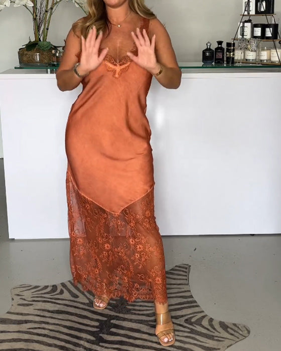 Ensfarget seleselekjole med blonder