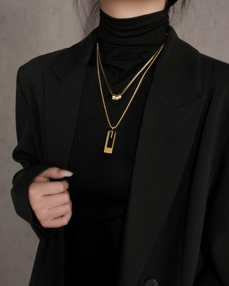 Dobbelt langt halskjede i titanstål