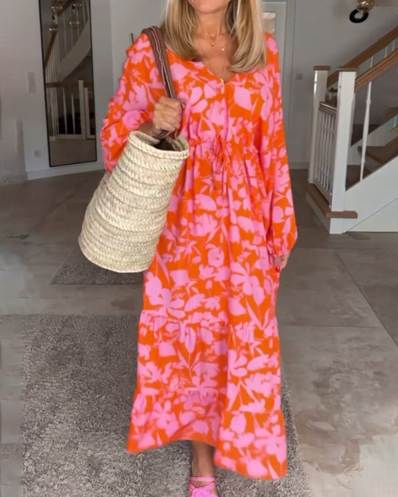 Langermet kjole med blomstertrykk