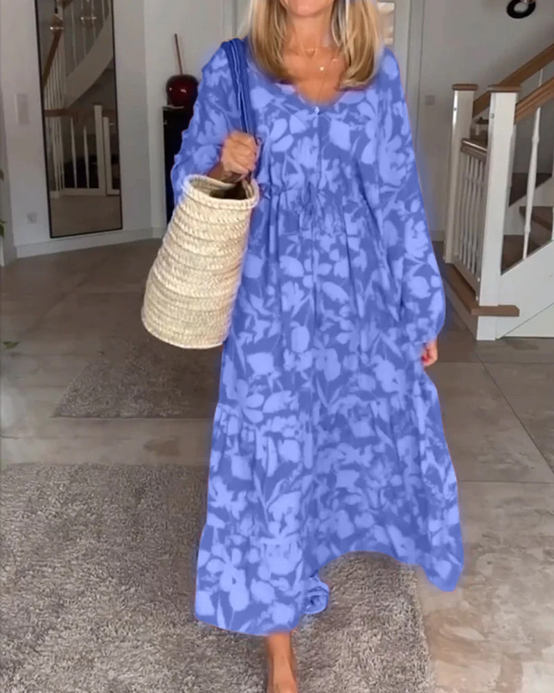 Langermet kjole med blomstertrykk