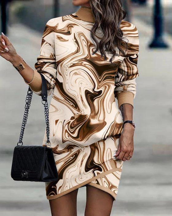 Langermet kjole med turtleneck print
