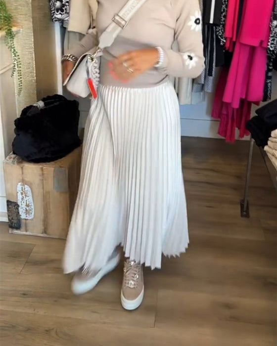 Plissert ensfarget kjole