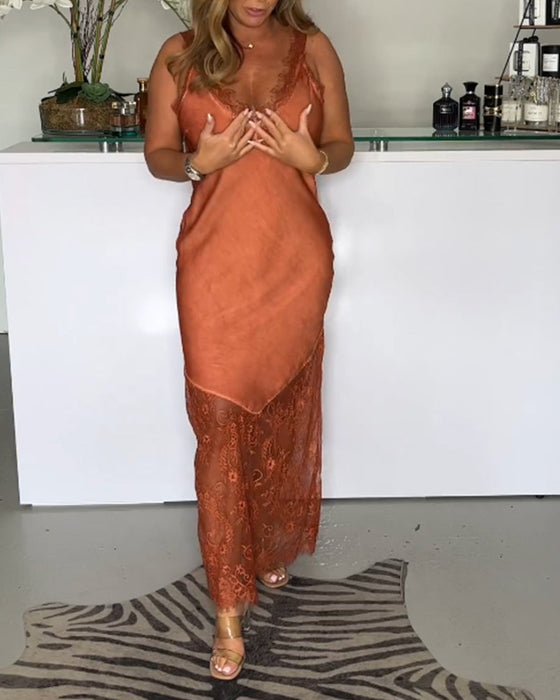 Ensfarget seleselekjole med blonder