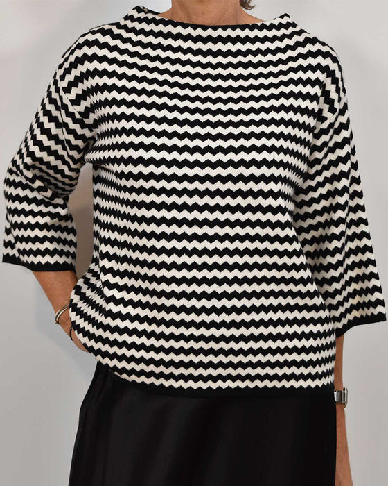 Topp med bølgestriper