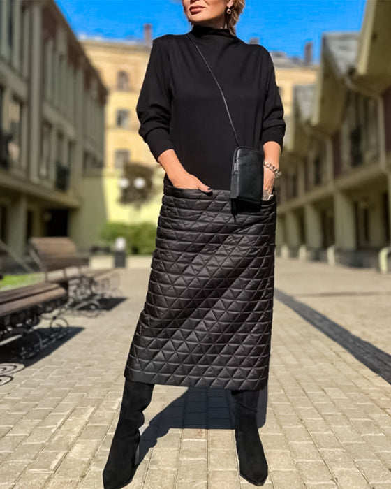 Fasjonabel Halv Turtleneck Kjole Med Lange Ermer