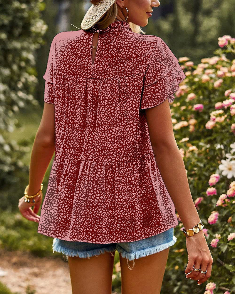 Chiffonskjorte med polka-prikket med kortermet