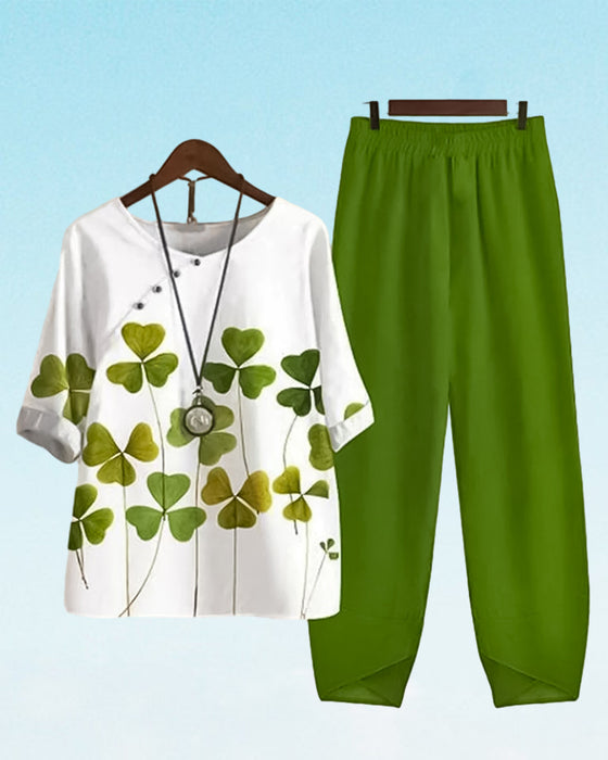 Uformelt todelt sett med kløvertrykk