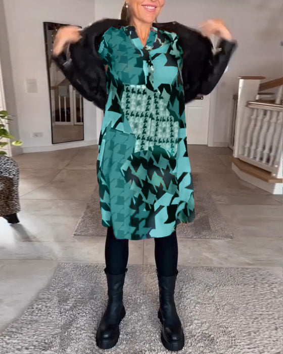 Kjole med v-hals og lange ermer