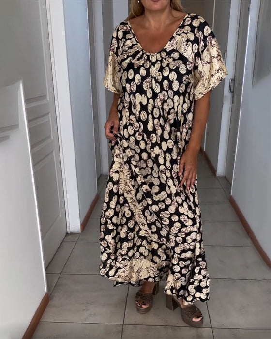 Kortermet kjole med V-hals