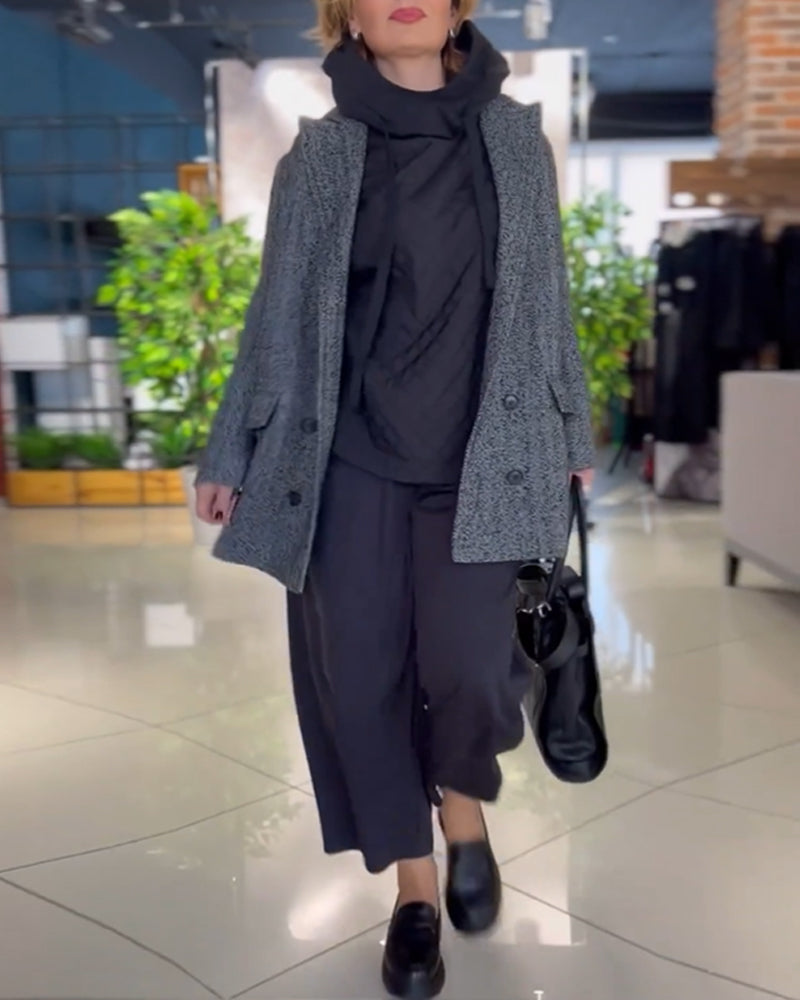 Høyhalset rutete hettegensere med lange ermer