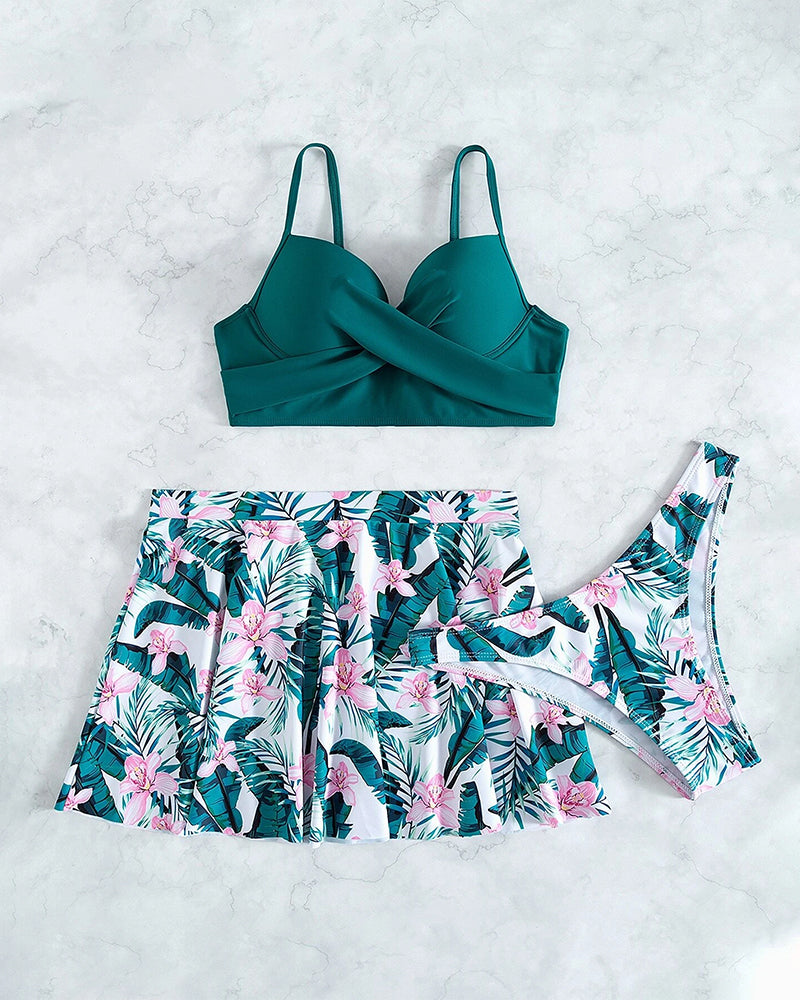 Tredelt bikiniskjørt med blomstermønster