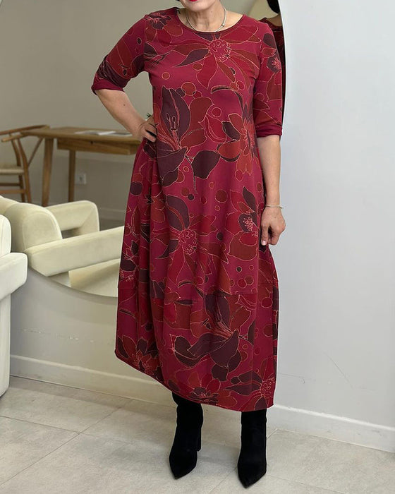 Uformell kjole med rund hals med blomstertrykk