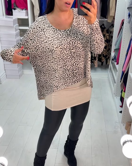 Langermet topp med rund hals i leopardmønster