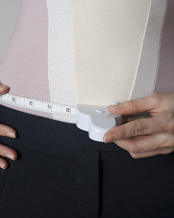 Automatic shrinking tape measure