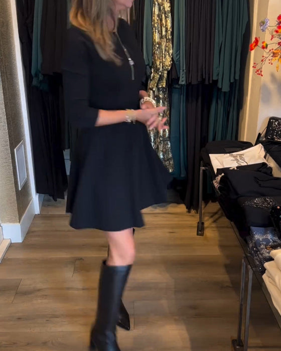 Ensfarget elegant kjole med glidelås