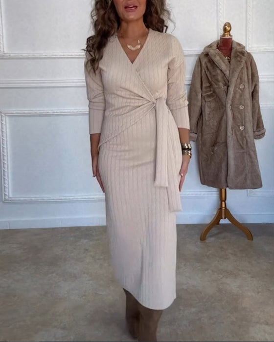 Elegant Bodycon-kjole med V-hals