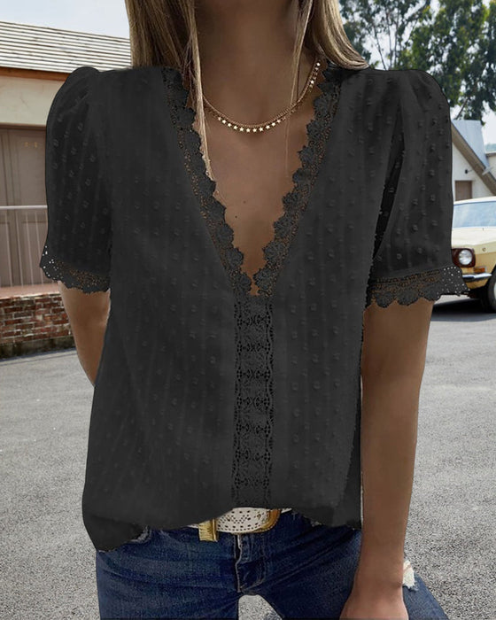 V-hals bluse med engelsk blonde