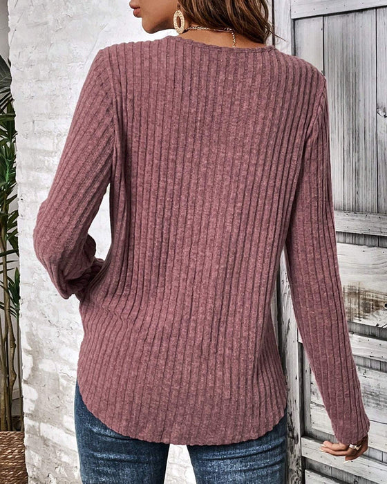 Langermet blonde topp med rund hals