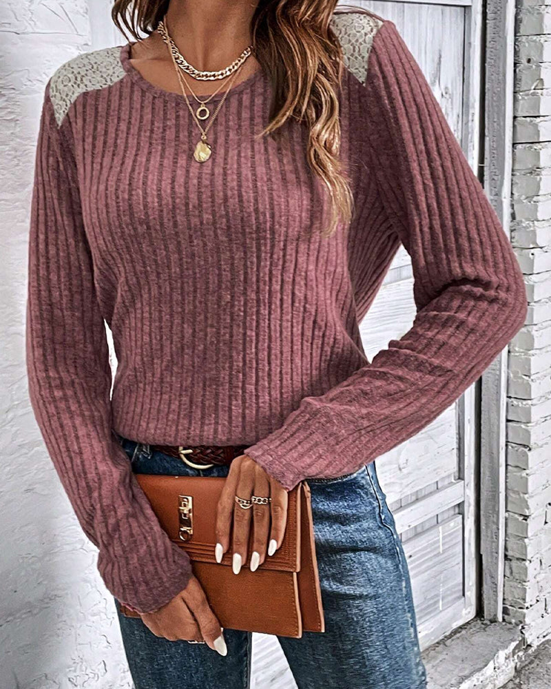 Langermet blonde topp med rund hals