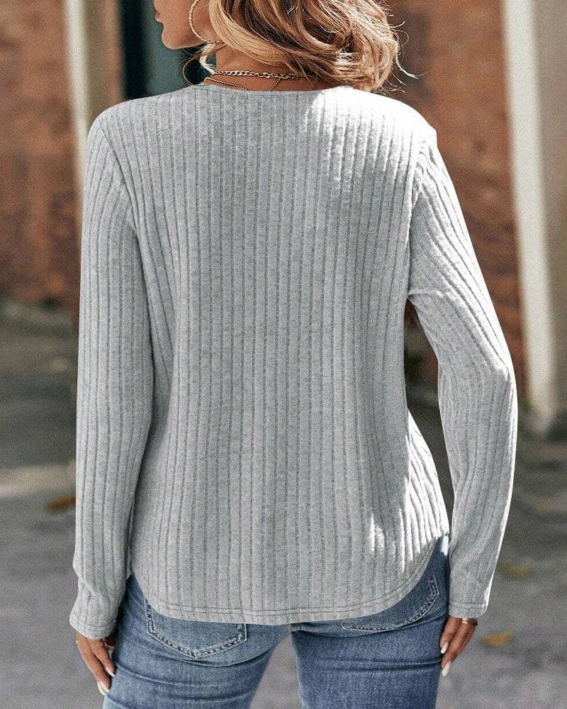 Langermet blonde topp med rund hals