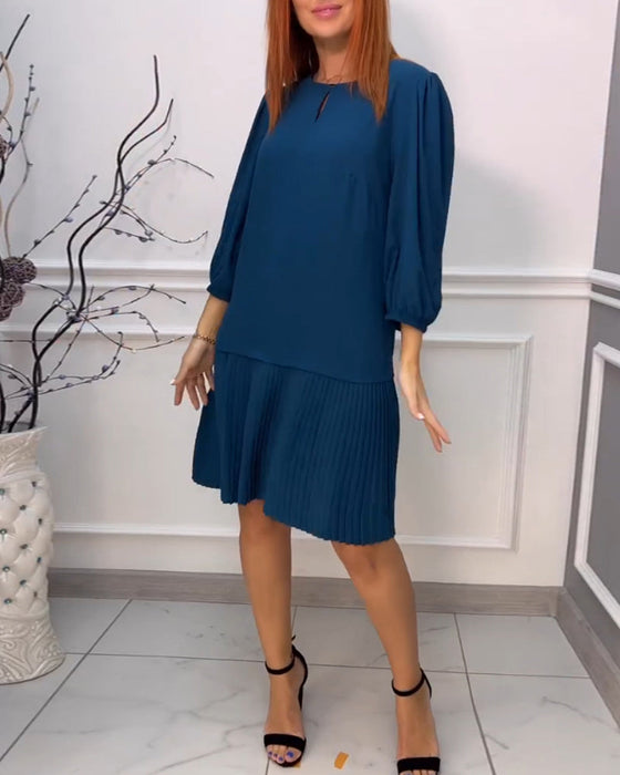 Patchwork plissert ensfarget kjole