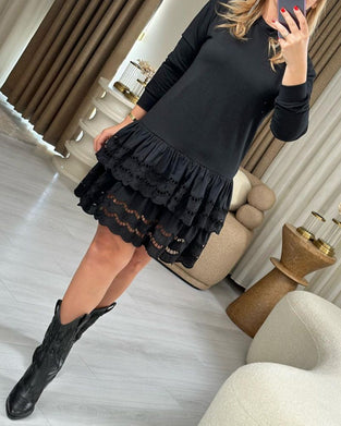 Elegant blondekjole med lange ermer