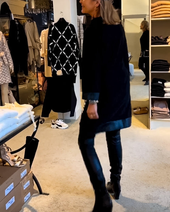 Rund hals uformell kjole med lommer