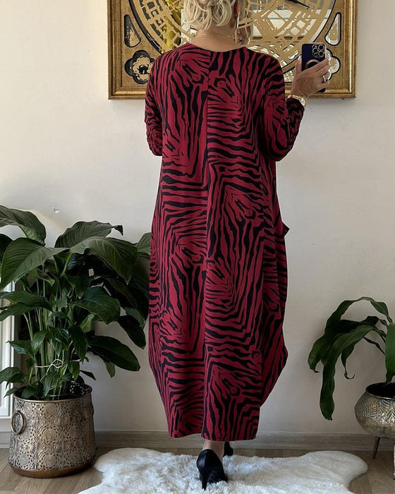 Mote løs shiftkjole med trykk og lomme