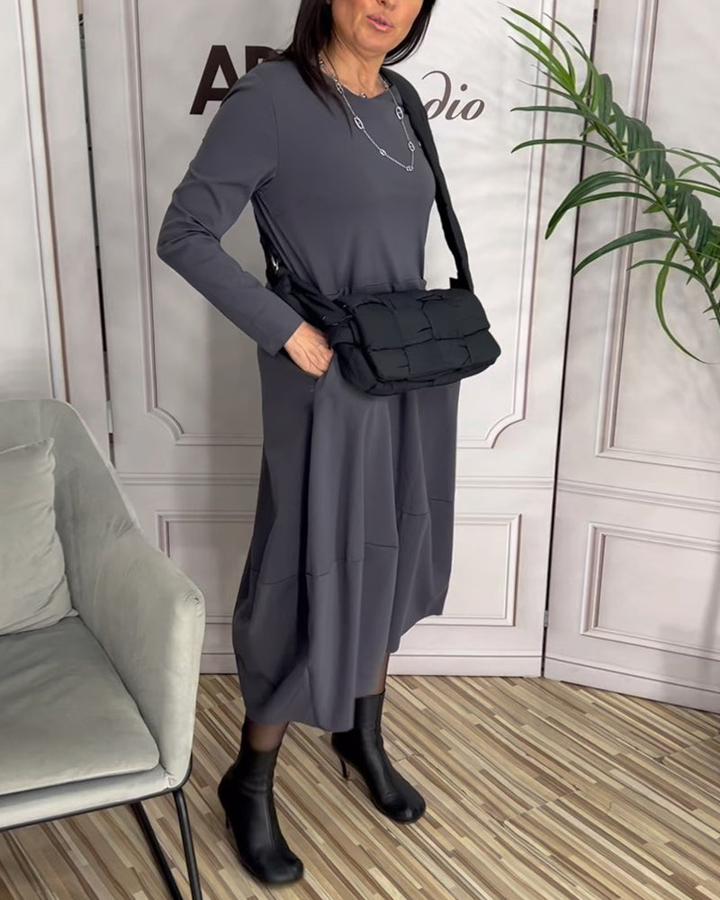 Kjole med casual stil og rund hals