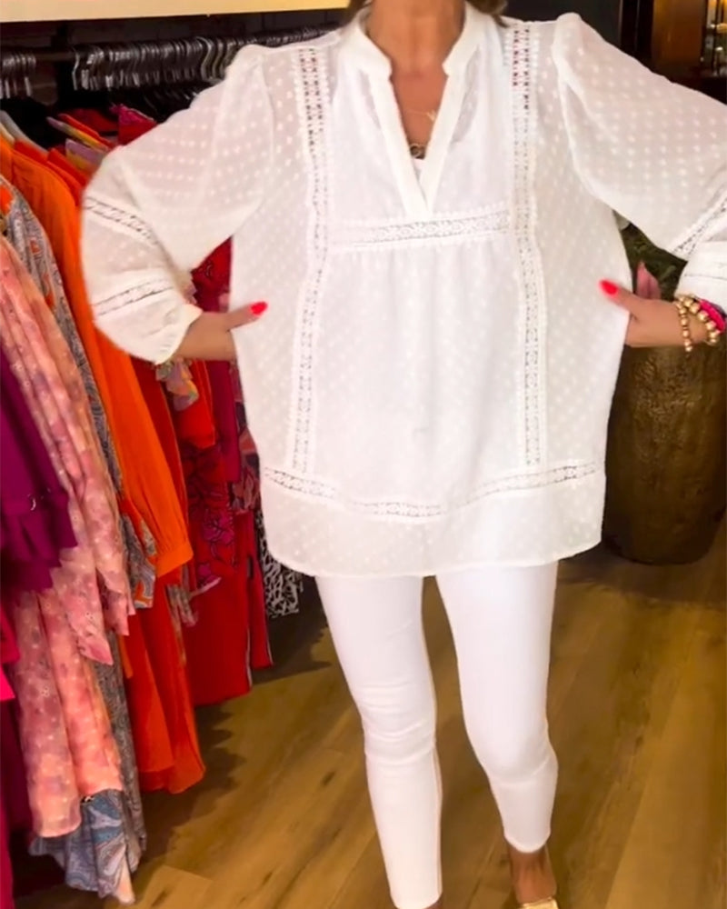 Langermet topp i blondepanel med V-hals