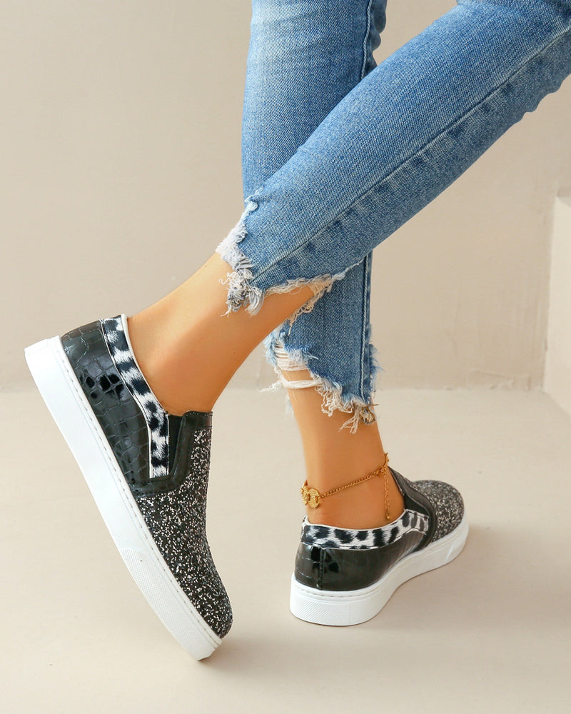 farge blokkleiligheter med paljetter