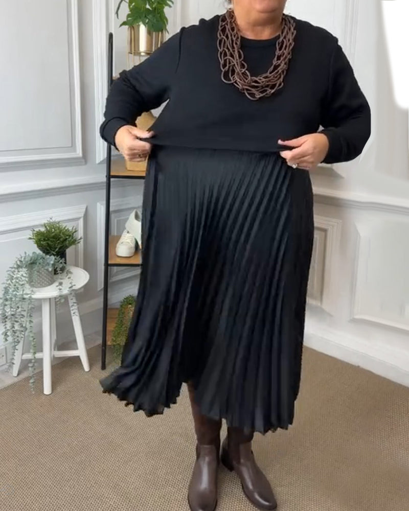 Elegant patchworkkjole med rund hals