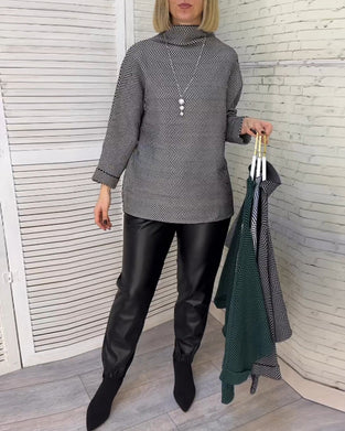 Uformelt topp med turtleneck med trykk